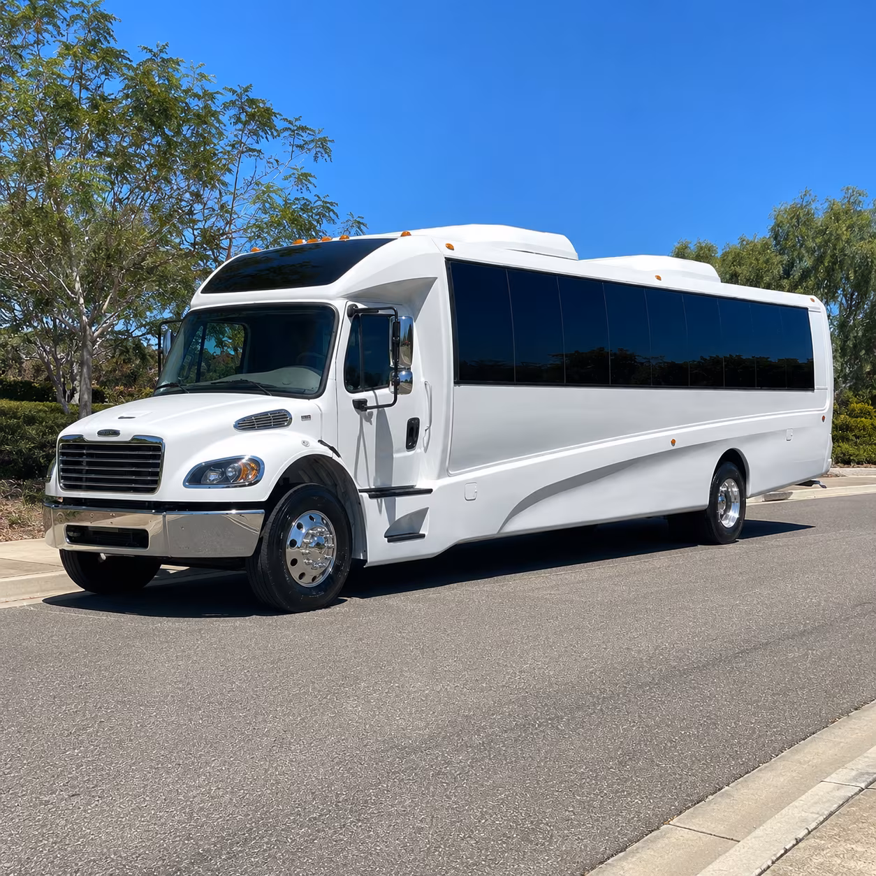 multi day charter bus tours from woodland to northern california and oregon