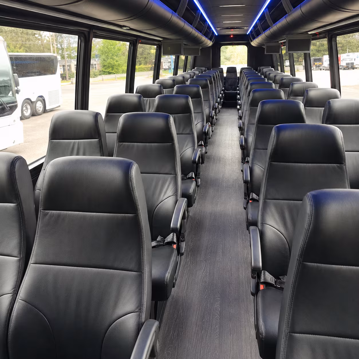 shuttle buses for wedding guests between woodland hotels and your venue