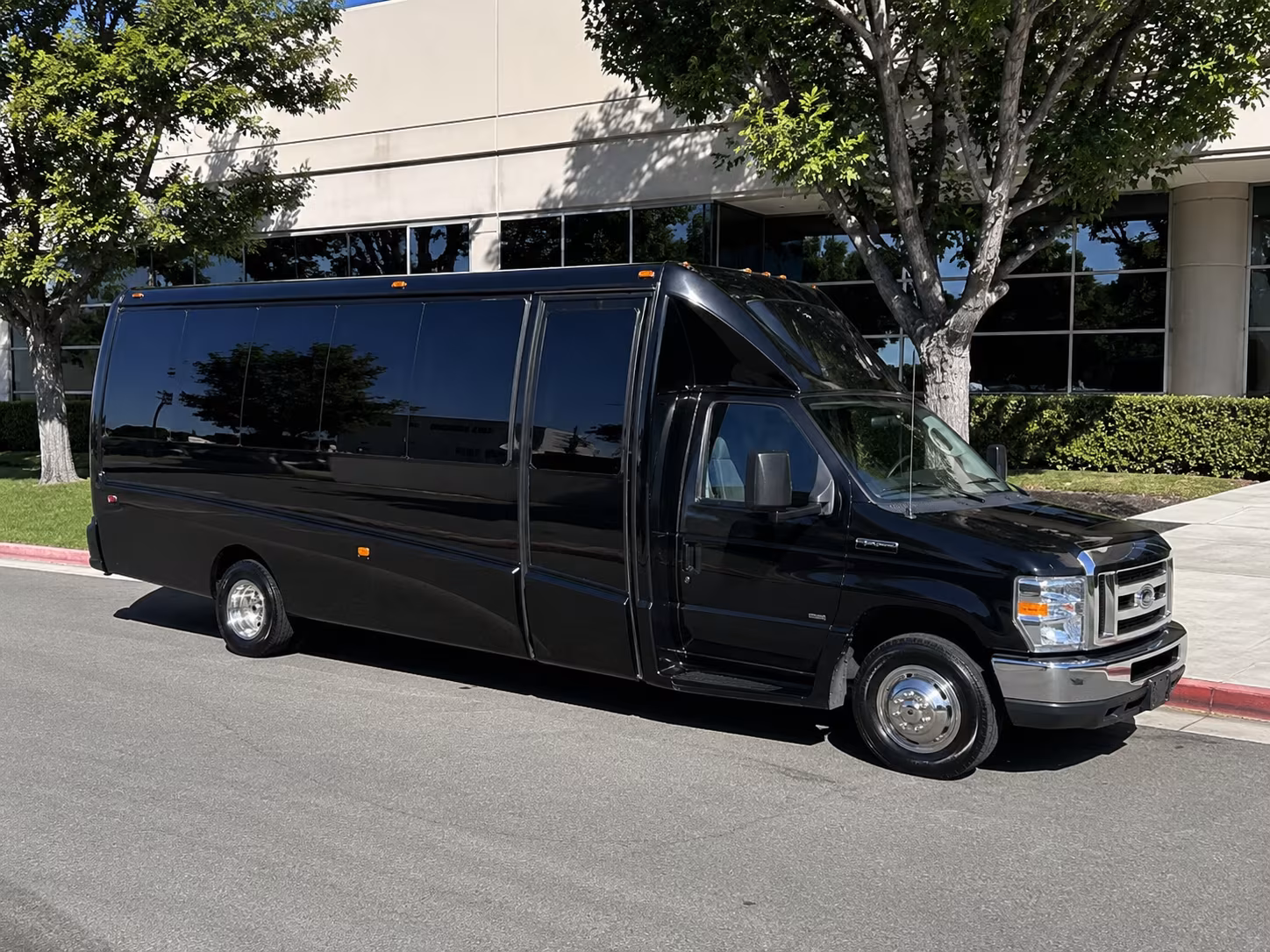 woodland quincea n era sweet 16 party bus rental