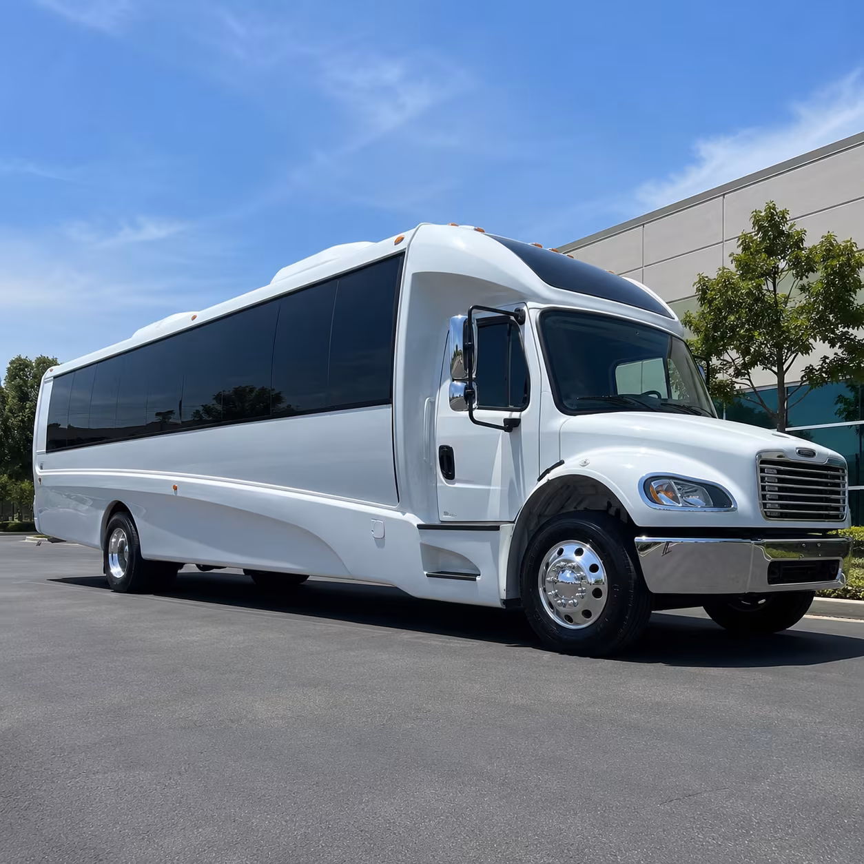 woodland to los angeles long distance bus trips down i 5